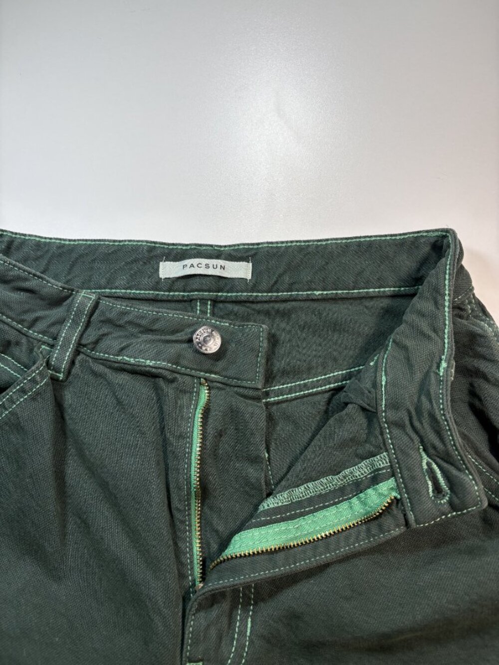 PacSun Green Cargo Pants Women's Size 26/28 Y2K Baggy Utility Contrast Stitch - Picture 4 of 14